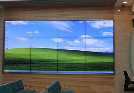 思礼液晶拼接屏的另类用法。